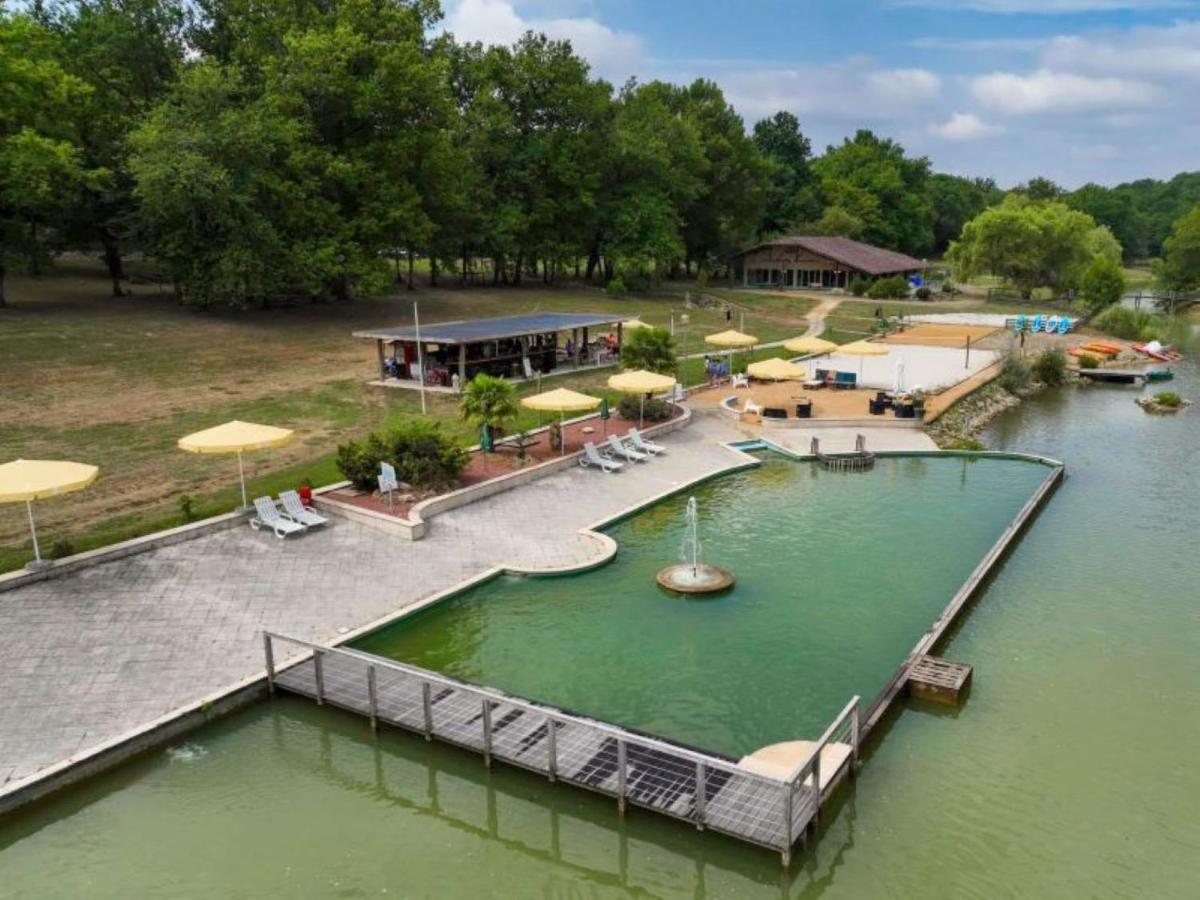 Camping Les Lacs D'Armagnac Bretagne-d'Armagnac Exteriör bild