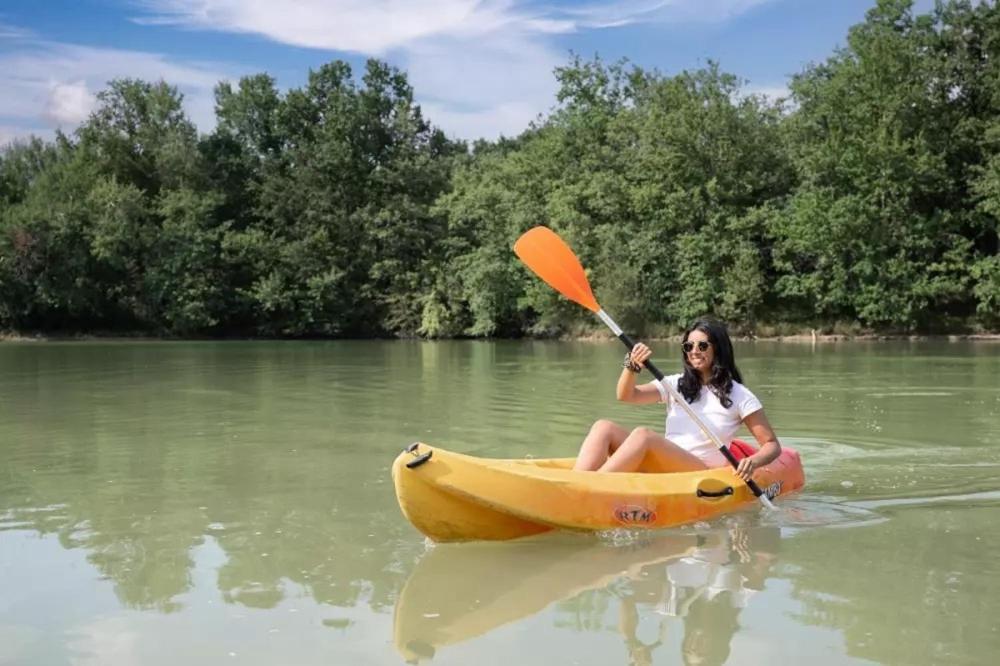 Camping Les Lacs D'Armagnac Bretagne-d'Armagnac Exteriör bild
